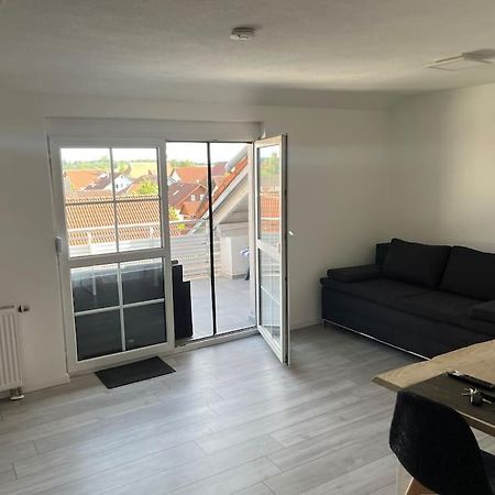 Kirchdorf Lounge - Komplette Moderne Ferienwohnung Mit Parkplatz Unteropfingen Esterno foto