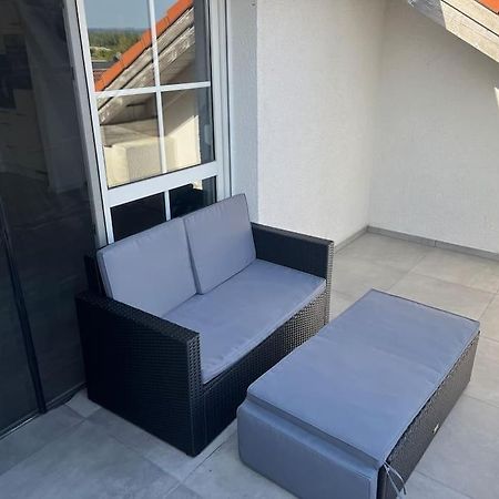 Kirchdorf Lounge - Komplette Moderne Ferienwohnung Mit Parkplatz Unteropfingen Esterno foto